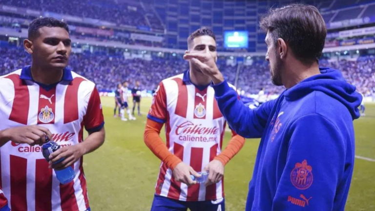 ¡SE ACABÓ! Amaury Vergara y Fernando Hierro Definen el Futuro de Paunović en Chivas para el 2024