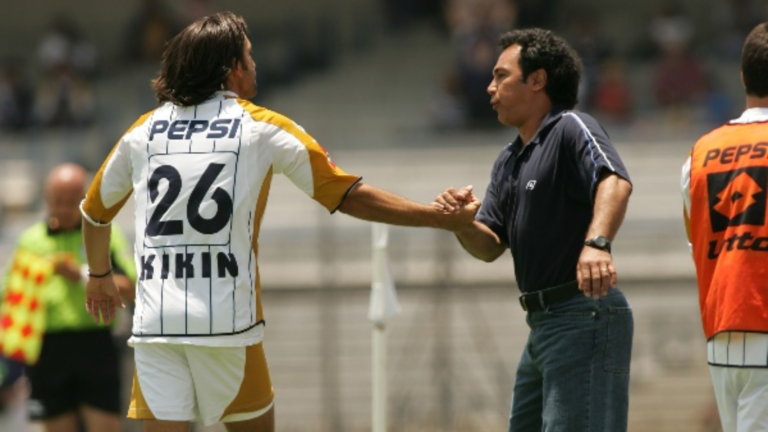 ¡LEVANTA LA MANO! HUGO SÁNCHEZ CRITICA LA AUSENCIA DE ENTRENADORES MEXICANOS EN PUMAS